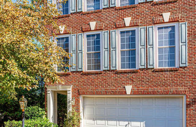 19132 ROCKY CREST TERRACE Gallery 2