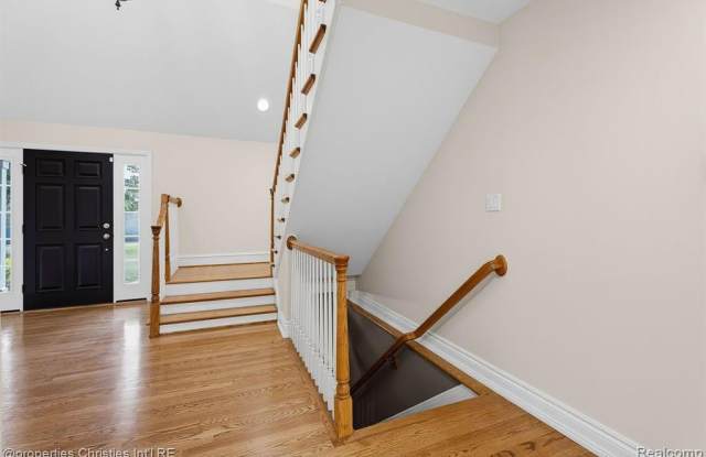 1688 Northlawn Boulevard Gallery 4
