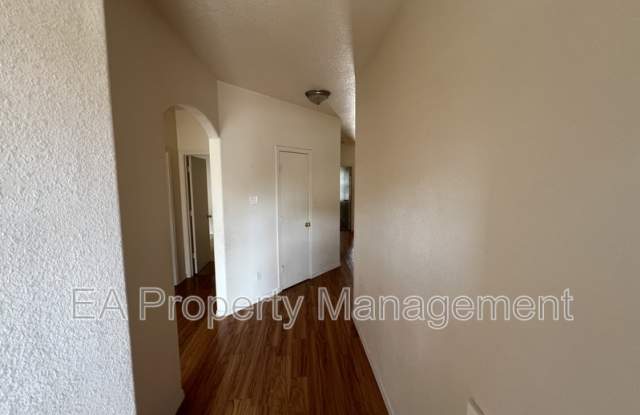 2605 Sarita Ave NW Gallery 2