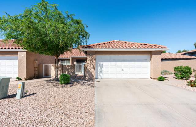 3510 East Hampton Avenue photos photos