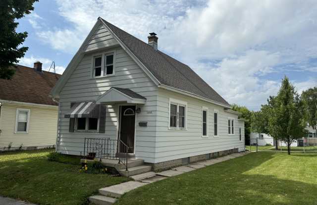 1322 Georgia Avenue Gallery 1