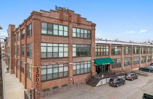 300 Communipaw Ave Apt 8 Gallery 2