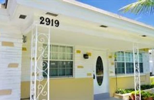 2919 Washington Street - 2919 Washington Street, Hollywood, FL 33020