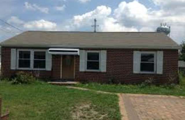 106 Green Park Ct. photos photos