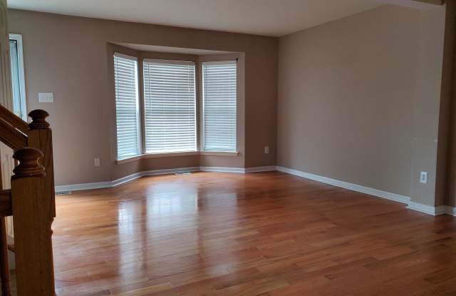 136 Pine Knoll Cir Gallery 2