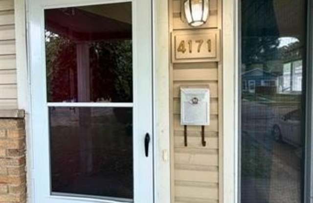 4171 Weddell Street Gallery 4