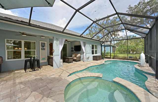 3522 SHIMMERING OAKS Drive Gallery 2
