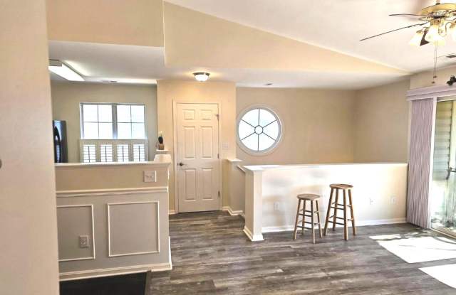 9440 SCARLET OAK Drive Gallery 1