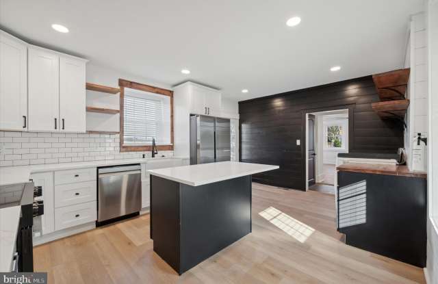 503 N BETHLEHEM Pike photos photos 503 N BETHLEHEM Pike photos photos