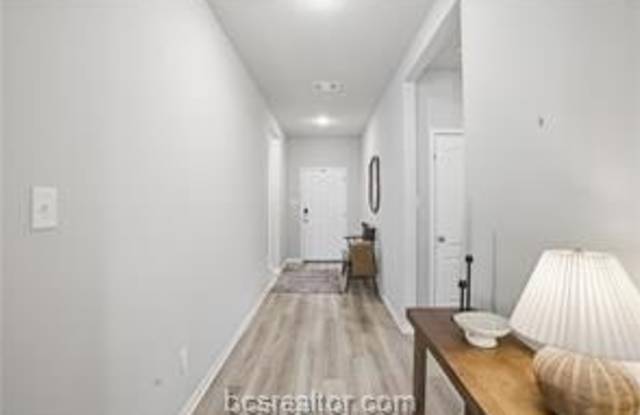 6306 Southern Cross Drive Gallery 2