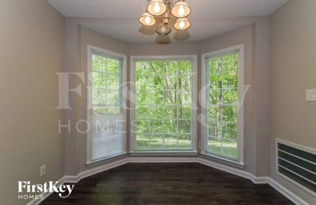 7328 Canyon Drive Gallery 4
