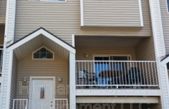 322 NE Whitman St photos photos