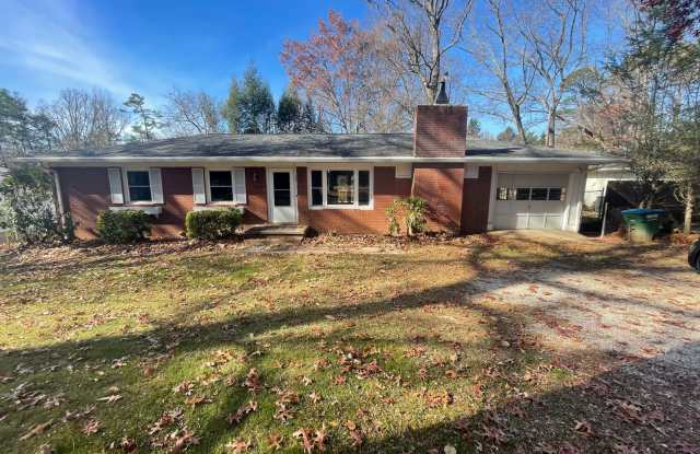 Adorable Ranch Style 3 Bedroom Home Close to Shopping and Restaurants! photos photos Adorable Ranch Style 3 Bedroom Home Close to Shopping and Restaurants! photos photos