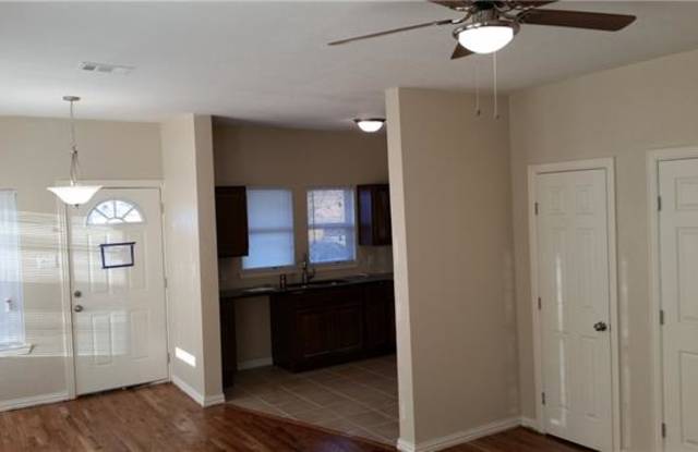 1927 W 10th Street - 1927 W 10th St, Dallas, TX 75208