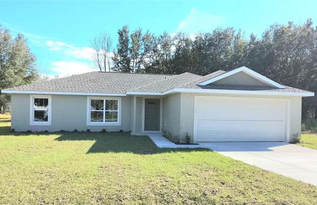 10 PINE CIRCLE WAY - 10 Pine Circle Way, Marion County, FL 34472