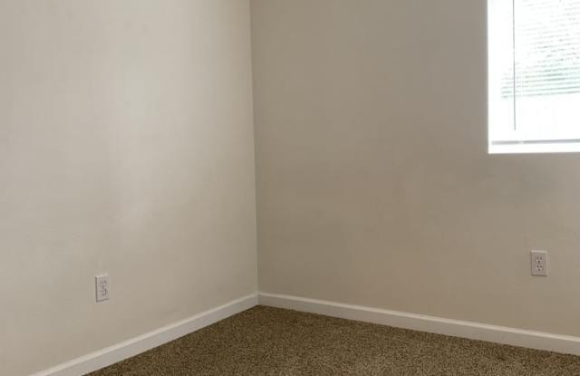 11717 A Street South Gallery 4