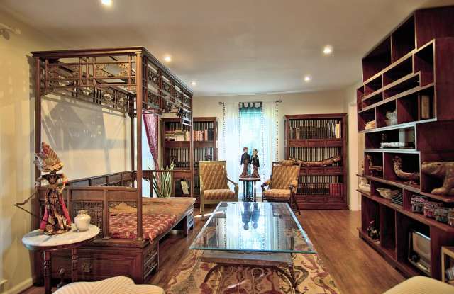 8141 Buckpspark Ln E. Gallery 4