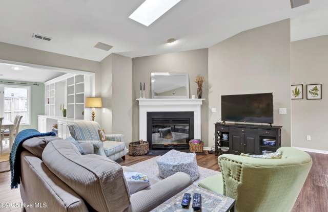 7204 Lounsberry Court Gallery 3