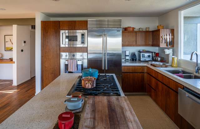 3512 Multiview Drive - 3512 Multiview Drive, Los Angeles, CA 90068