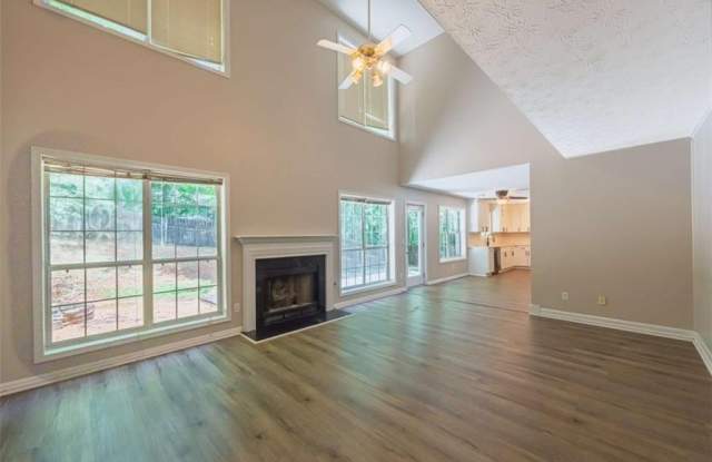 2685 Woodbine Hill Way Gallery 3
