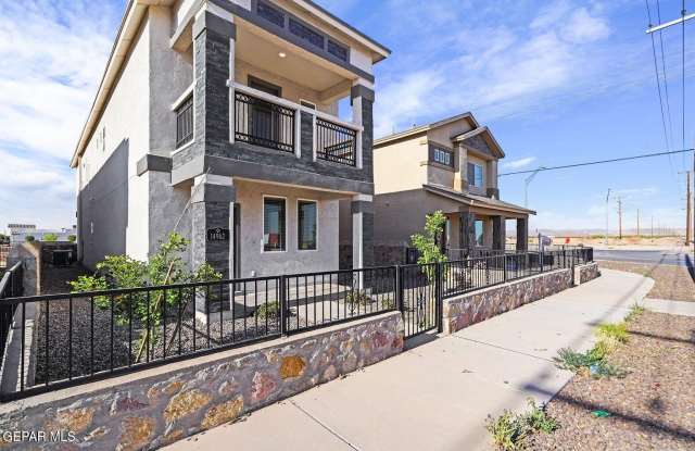 14963-A PEBBLE HILLS Boulevard Gallery 2