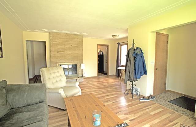 5521 Penn Avenue South - 5521 Penn Avenue South, Minneapolis, MN 55419