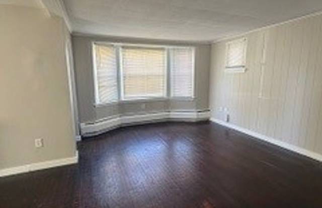 Charming 3-bedroom Home Gallery 4