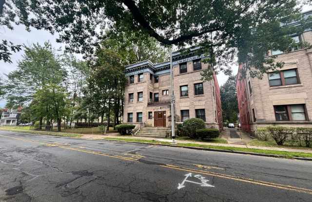 Spacious 4-Bedroom Apartment – Heat  Hot Water Included! - 1089 Worthington Street, Springfield, MA 01109
