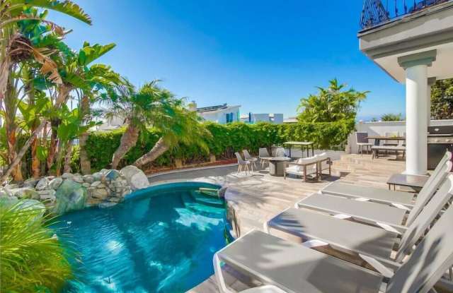 Luxury Bird Rock Retreat | 3BR Oasis w/ Pool, Ocean Views & Walk to Dining! Furnished - Month/Month Lease Gallery 4