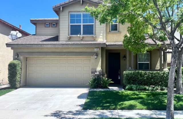 Yucaipa Home Located in Chapman Heights Community Gallery 1
