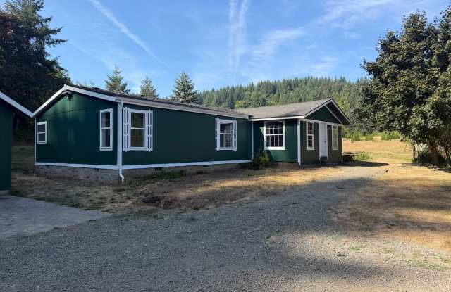 3 Bedroom 2 Bath with Garage and acreage. photos photos
