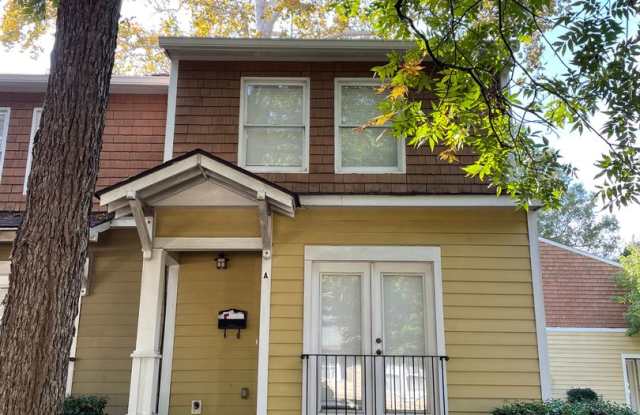 End Unit Townhome in Elizabeth/Plaza Midwood Area! - 1208 Piedmont Street, Charlotte, NC 28204