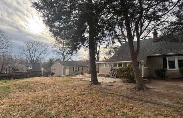 491 N LATHAM Street N photos photos