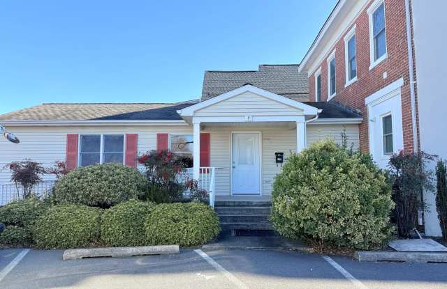 23 NW FRONT ST unit: B photos photos