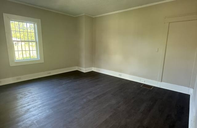 2416 34th Avenue North Gallery 4