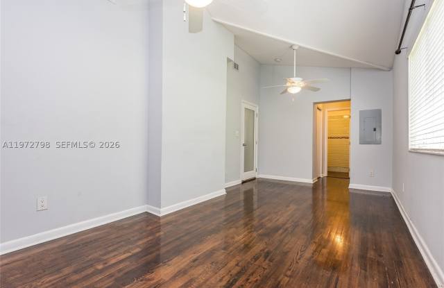 330 NE 86 St Gallery 2