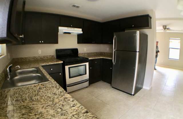 4722 N Dogwood St - 4722 North Dogwood Street, Pharr, TX 78577
