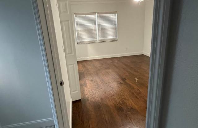 105 Jeffrey Drive Gallery 2