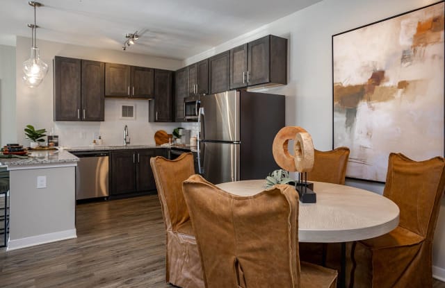 Vintage Cleveland Apartments Gallery 3