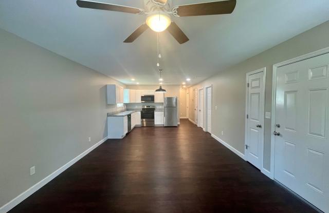 3 Bedrooms | 2 Bathrooms | 1 Car Garage Gallery 3