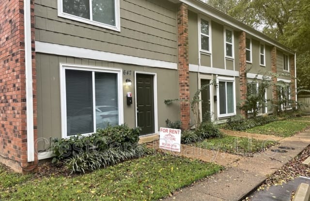 647 Spottswood Manor Dr - 647 Spottswood Manor Drive, Memphis, TN 38111
