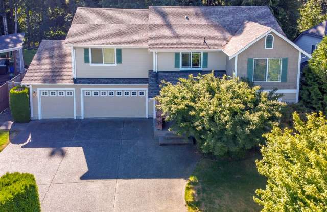 Lovely 5 Bedroom Property at the End of the Cul De Sac! photos photos Lovely 5 Bedroom Property at the End of the Cul De Sac! photos photos