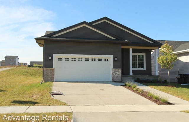4089 Olivia Court - 4089 Olivia Ct, Iowa City, IA 52245