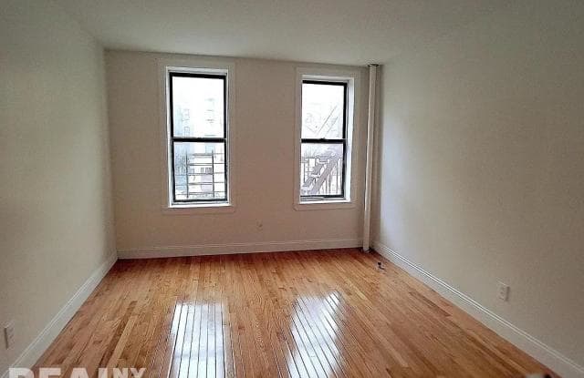 2565 Grand Concourse - 2565 Grand Concourse, Bronx, NY 10468