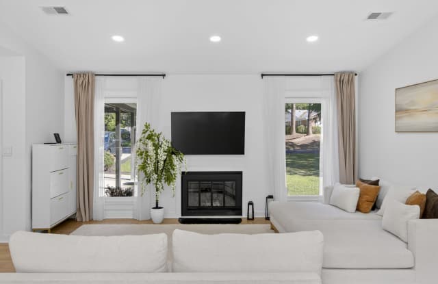 107 Elderberry Dr Gallery 3