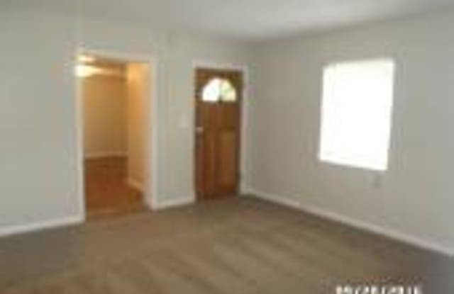 3423 Rockwood Drive Gallery 2