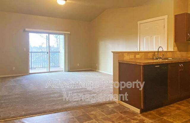 519 N Catron Place Gallery 4