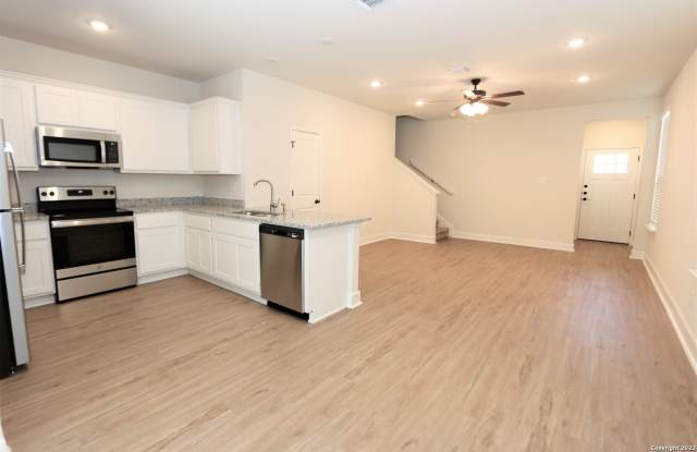 10348 Lynwood Creek Gallery 2