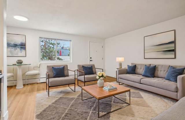 534 Washington Gallery 2