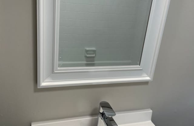 Two Bedroom 1.5 Bath Townhome for Rent Gallery 2